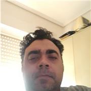 Profesor de piano imparte a todos los niveles